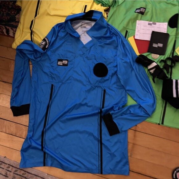 Soccer Referee Uniforms Medium Shirts Lot L/s S/s Multiple Colors & Kit Whistle - Picture 14 of 16